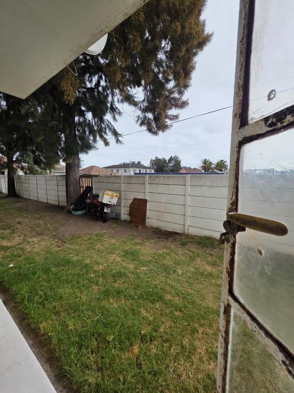 2 Bedroom Property for Sale in Maitland Western Cape